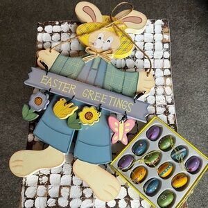 Vintage (2000) Easter door hanger and mini wooden eggs.